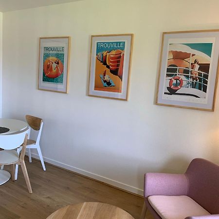 L'Appartement Vue Mer De La Villa Des Rosiers - Trouville Sur Mer Esterno foto