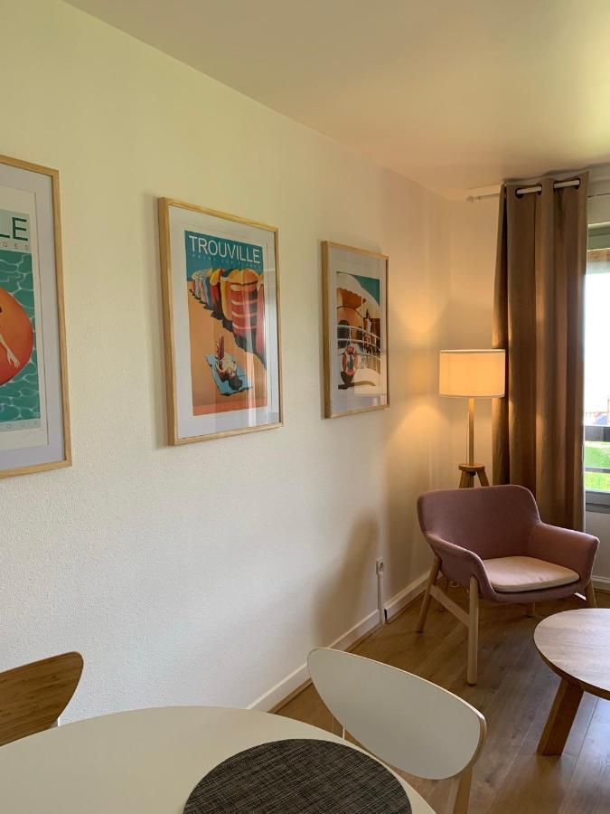 L'Appartement Vue Mer De La Villa Des Rosiers - Trouville Sur Mer Esterno foto